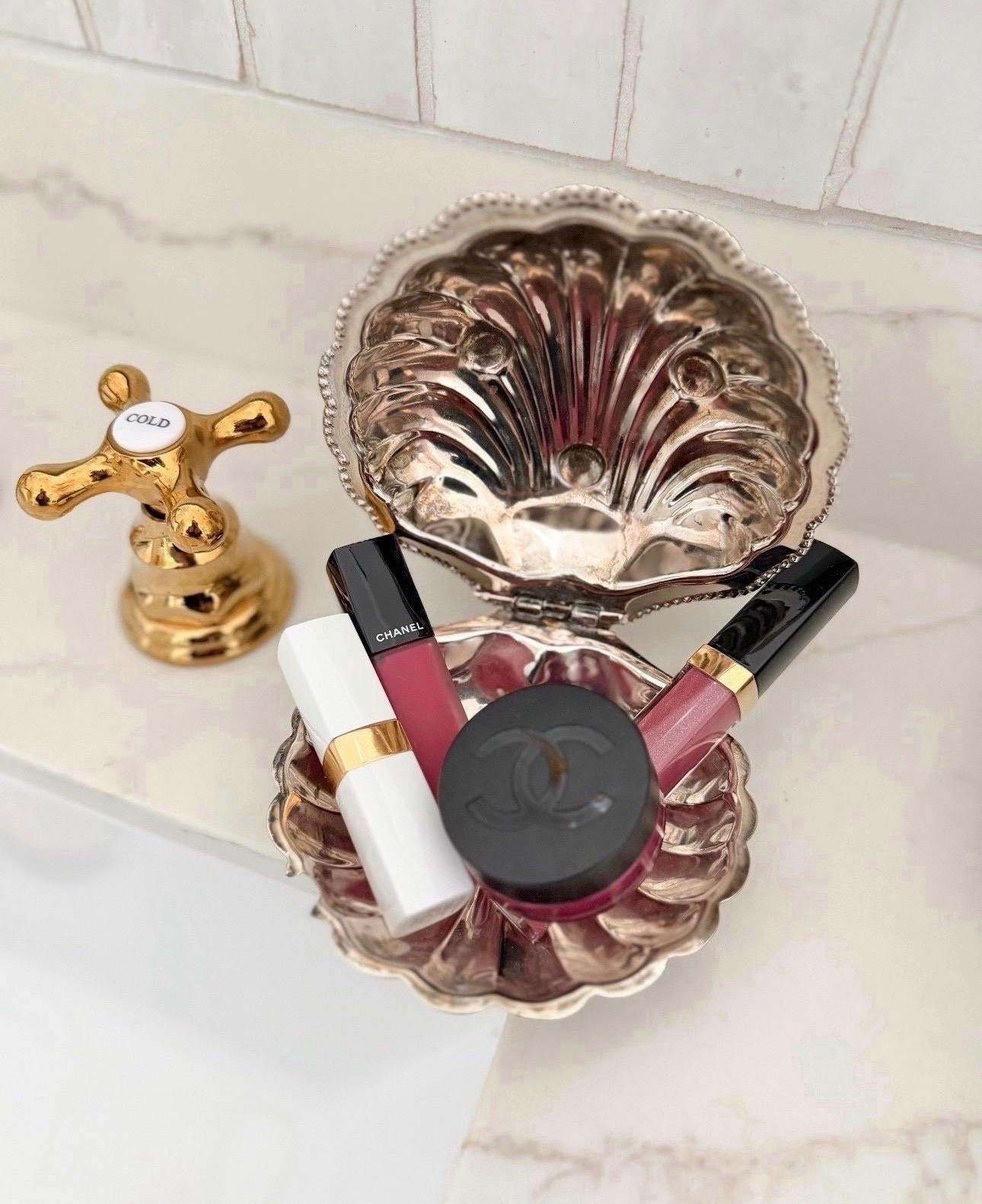 My lip combo!

Follow me at @miriamobrien_ on IG and TikTok! 

#BeautyFinds #LipCombo #ChanelBeauty #DailyBeautyRoutine

#LTKSeasonal #LTKOver40 #LTKgrwm

#LTKSeasonal #LTKdayinmylife #LTKOver40

#LTKBeauty #LTKOver40 #LTKSeasonal

#LTKBeauty #LTKSeasonal #LTKOver40