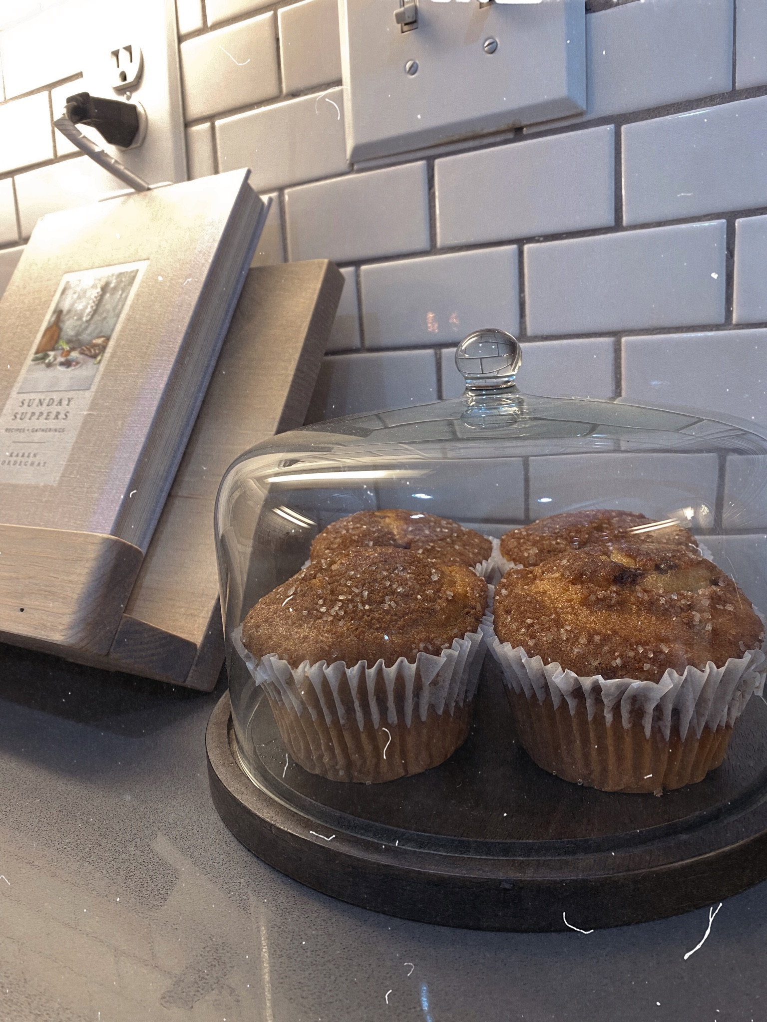 Loving this beautiful cake stand from Hearth & Hand (& the yummiest gluten free coffee cake muffins from Trader Joe’s 😍)

Target home, neutral home, kitchen, Magnolia 

#LTKhome #LTKfindsunder50