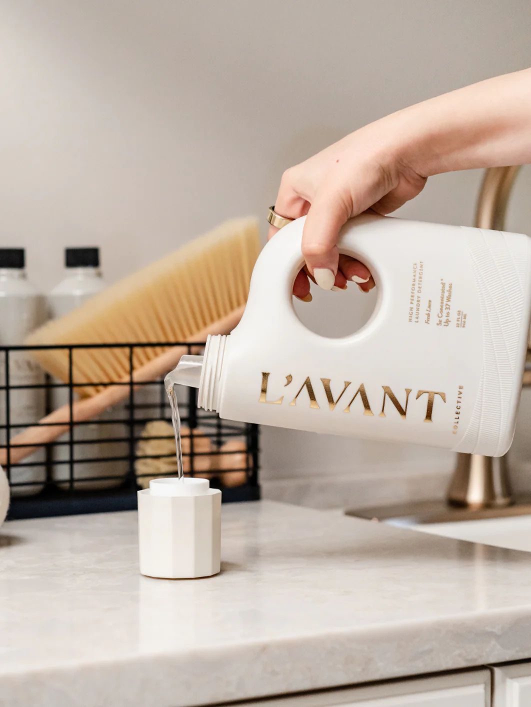 High Performing Laundry Detergent - Fresh Linen | L'AVANT Collective