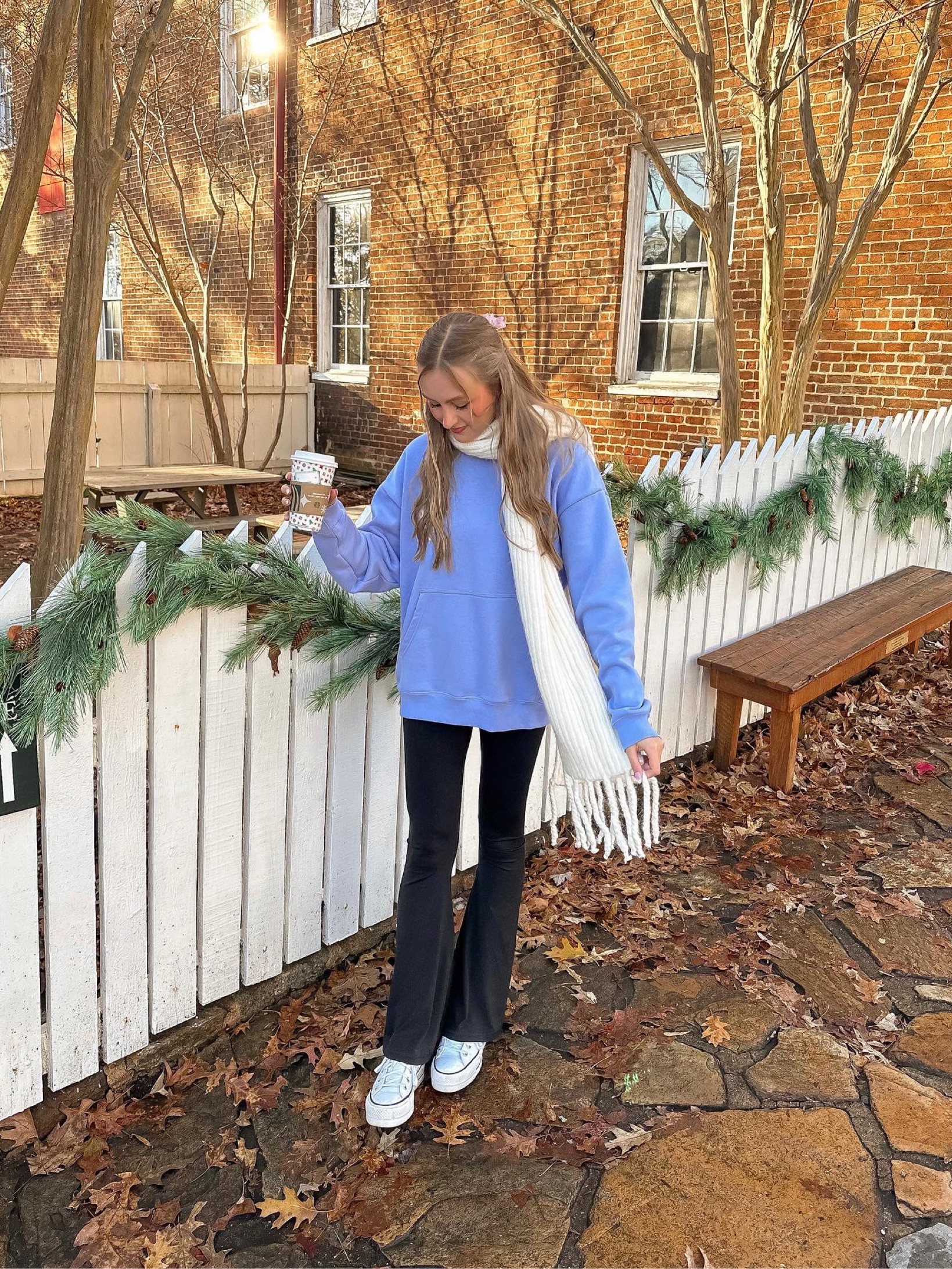 easy, comfy and cute winter outfit 🎄

flare leggings, chunky scarf, oversized hoodie, platform converse, claw clip 

#LTKHoliday #LTKSeasonal #LTKstyletip