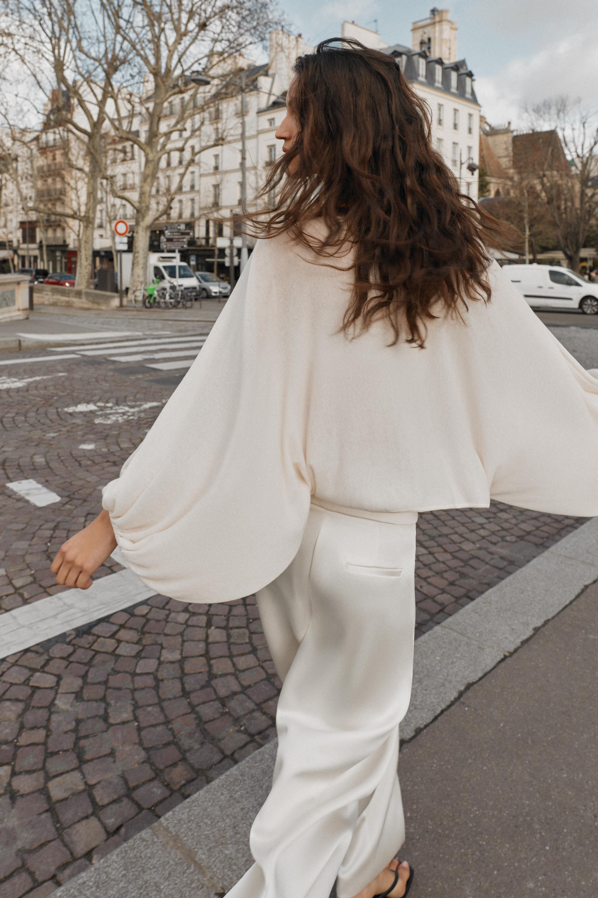 KNIT TOP WITH VOLUME SLEEVES | Zara US