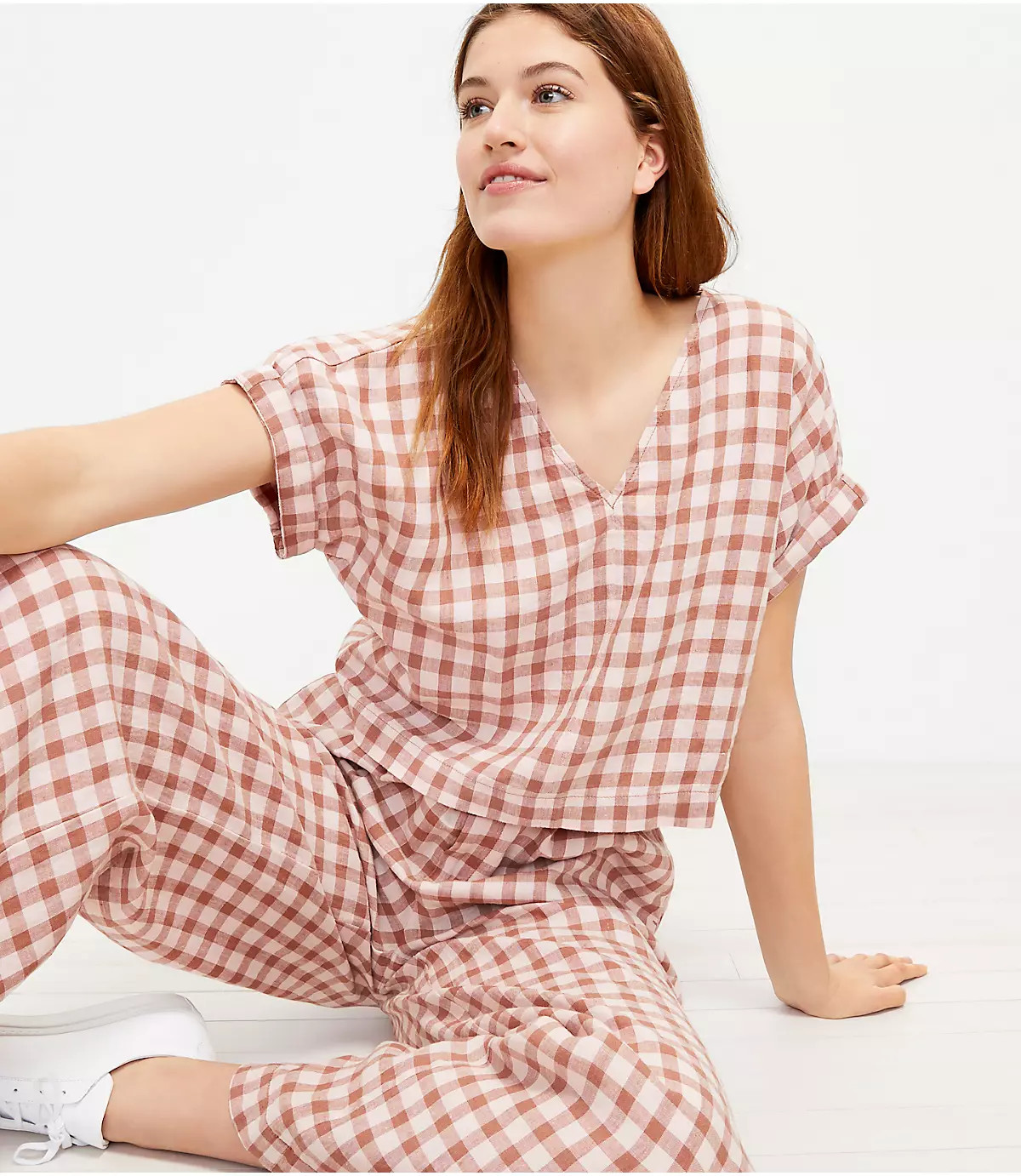 Lou & Grey Gingham Linen V-Neck Top | LOFT | LOFT