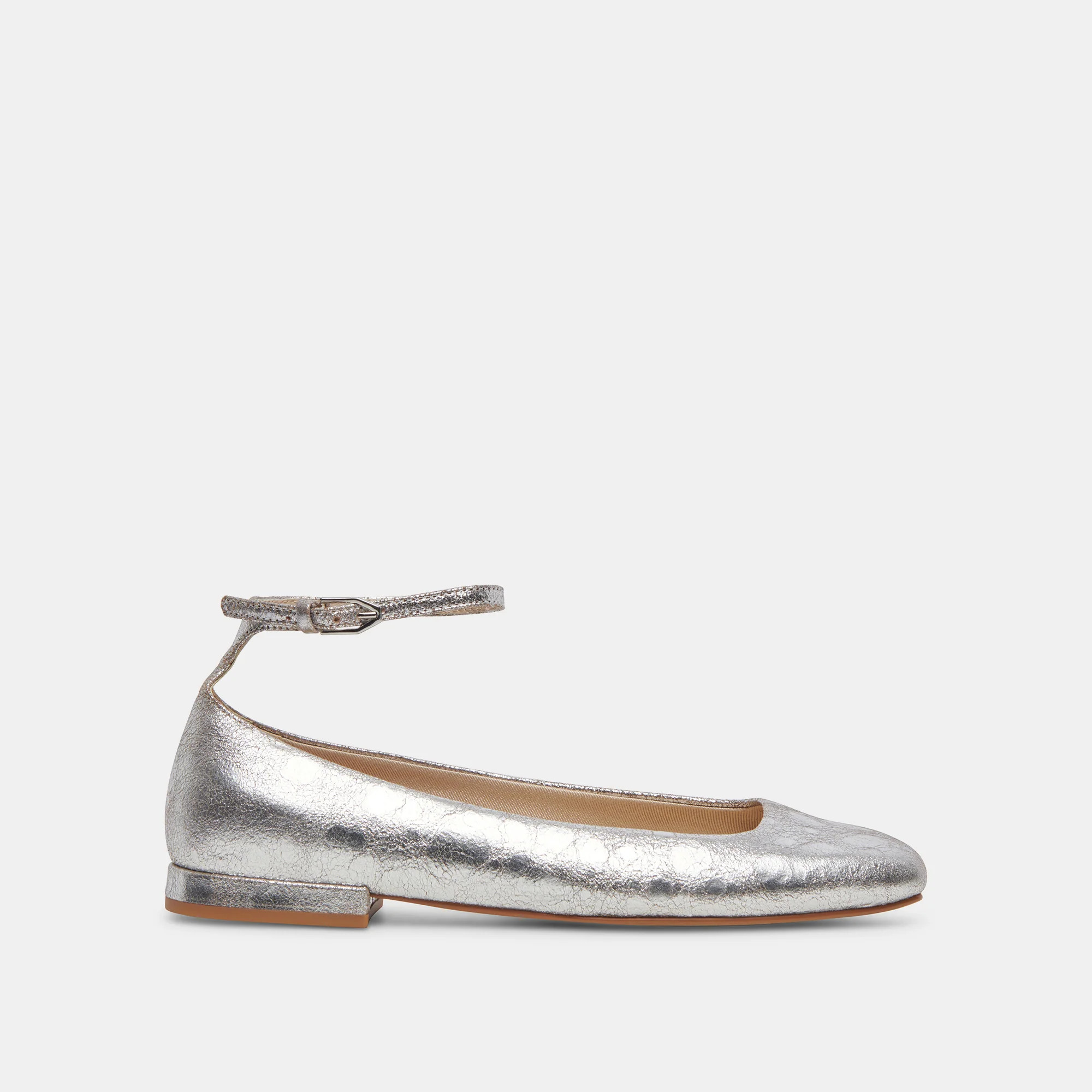 Ashya Ballet Flats Silver Distressed Leather | DolceVita.com