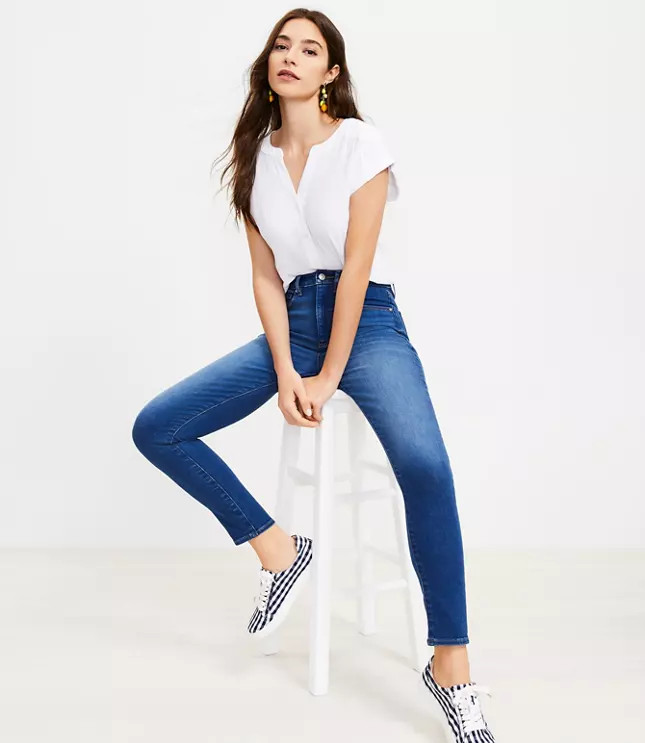 High Rise Skinny Jeans in Bright Mid Indigo Wash | LOFT