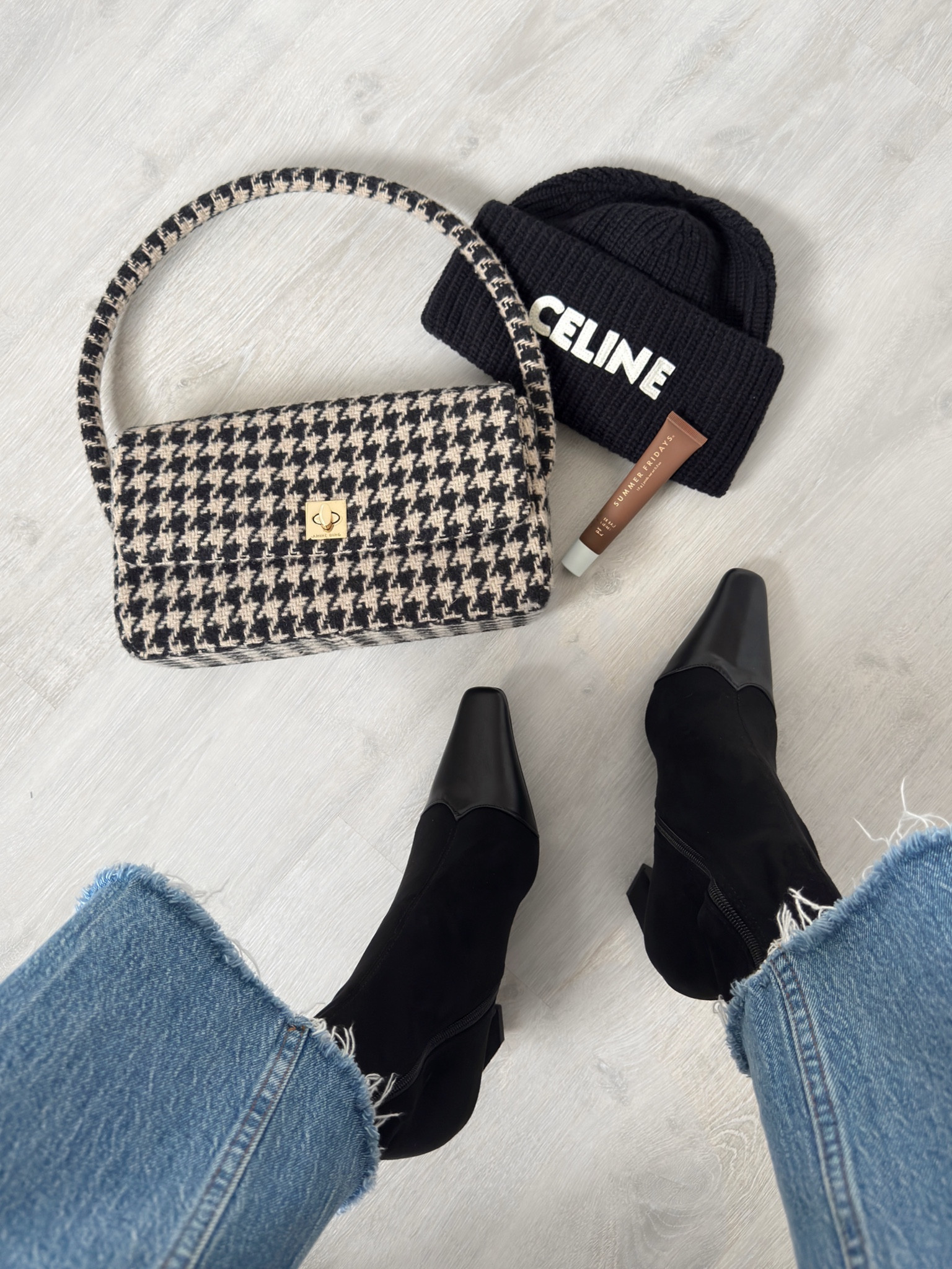 Sock boots & Autumn/Winter accessories


#LTKgiftguide #LTKautumn #LTKshoes