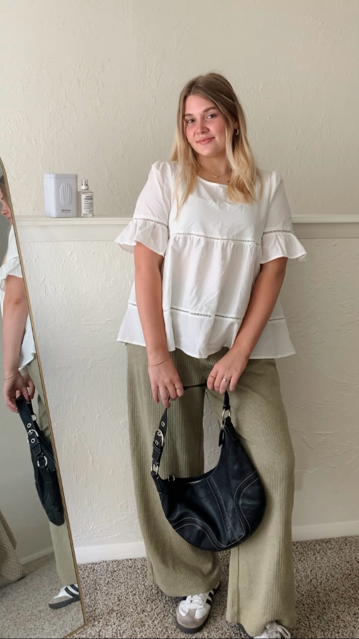 Must have staple fall pant!! I got lucky and thrifted the shirt and can not find a link to it unfortunately. 🧸🍂🫶🏼🍓

#LTKFallSale #LTKSeasonal