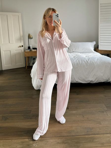 Stripe and stare pink pyjama set, cute pyjamas, pink stripes, loungewear, soft pyjamas, cosy loungewear 

#LTKstyletip #LTKSeasonal #LTKeurope