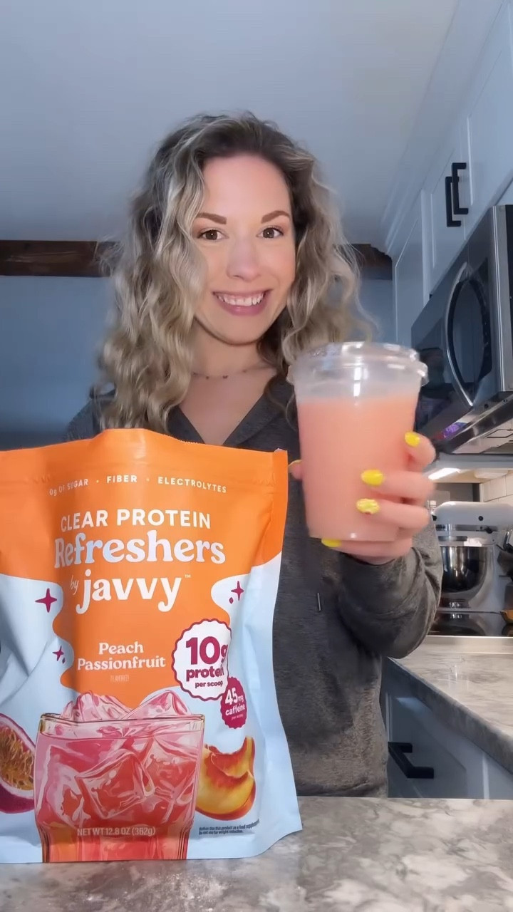 Protein + a little caffeine... yep, that sold
this mama👏🏼
I’m so glad tried this, what a pertect little afternoon pick me up drink. 
Have you tried this yet ?!
#ugccreator #ugc #clearprotein #momlife #momcreator