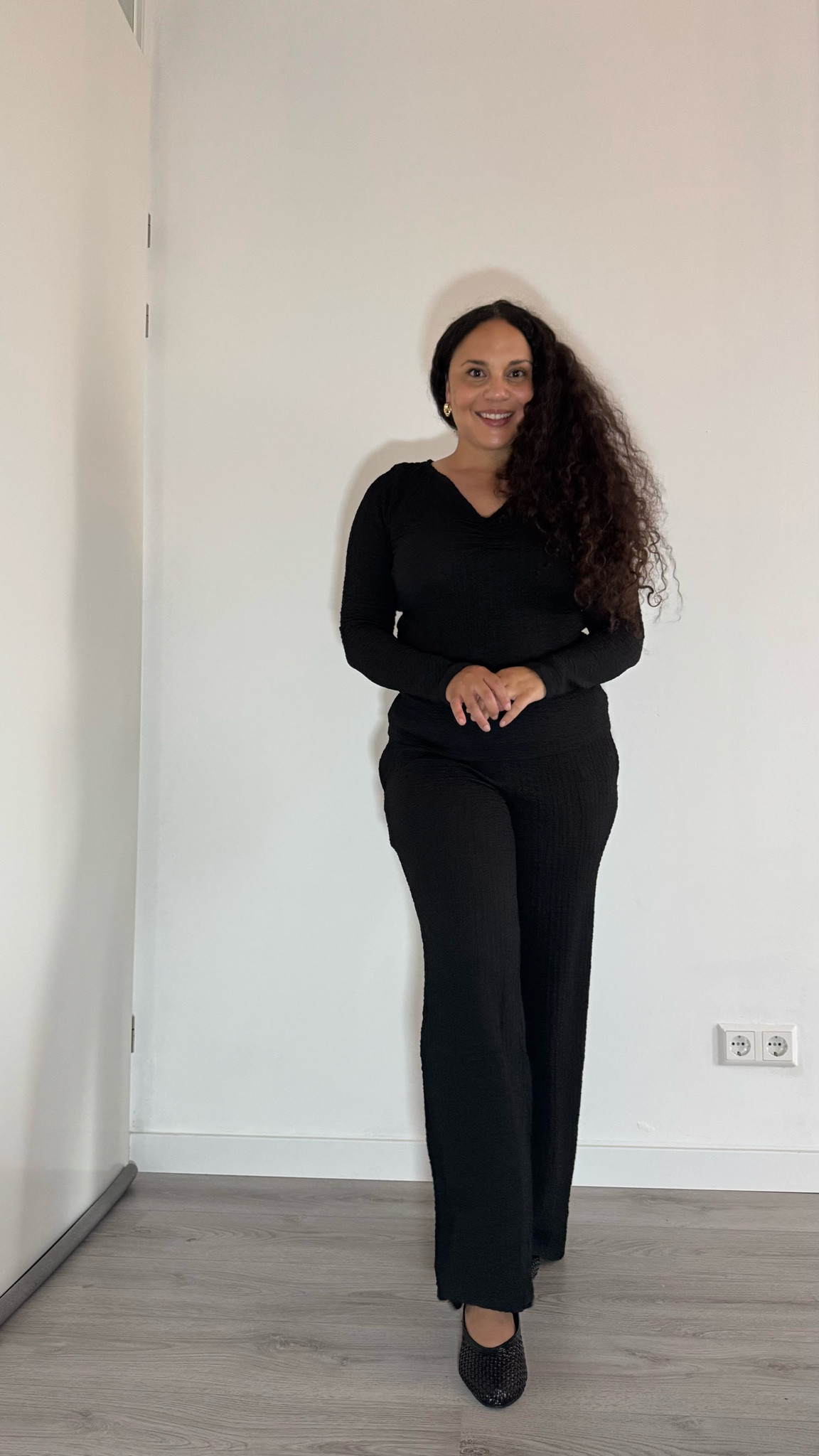 Stretchy, true to size, size S/M, black comfy fashionable set, Bon prix set

#LTKnederlands #LTKstyletip #LTKsale