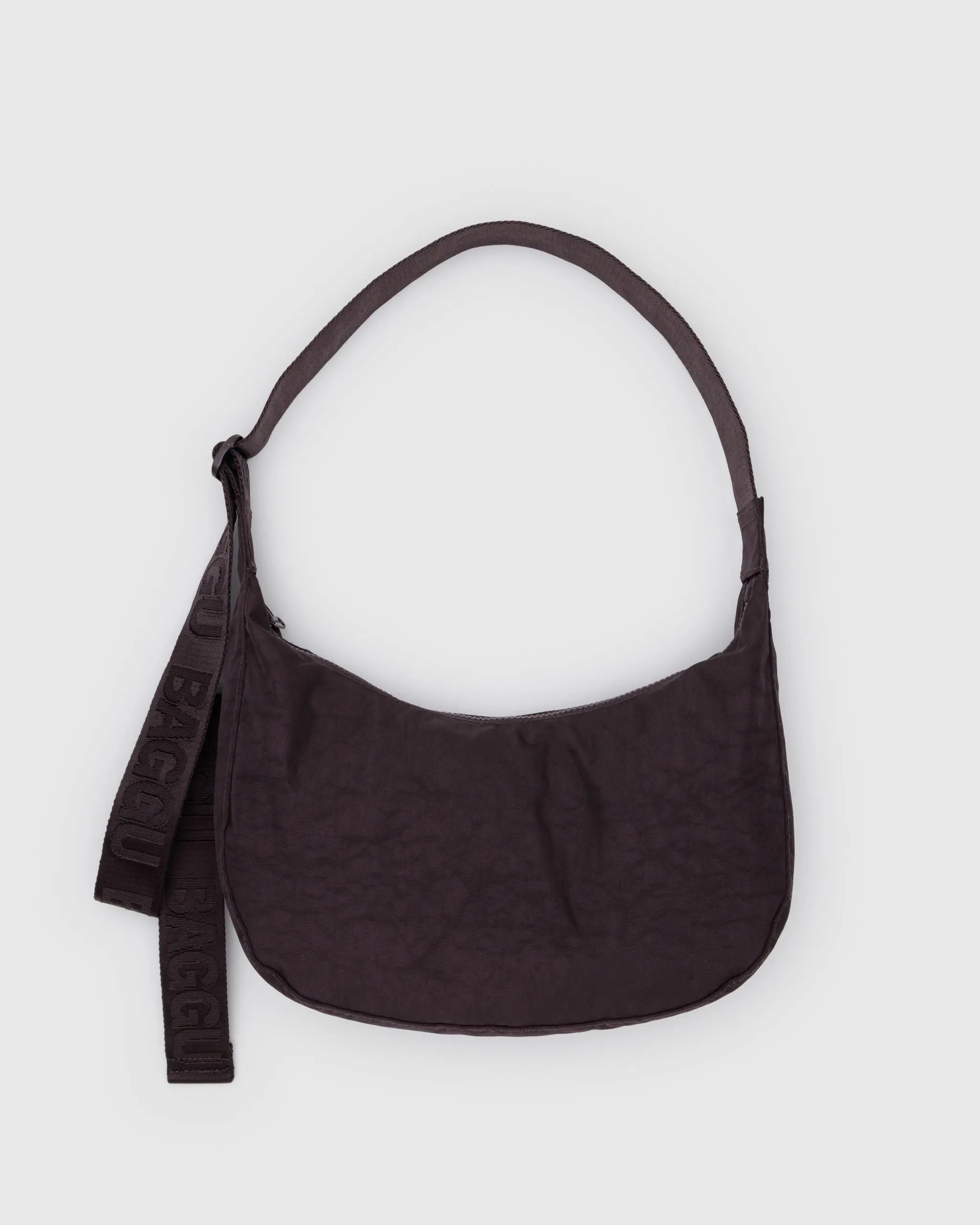 Medium Nylon Crescent Bag | BAGGU