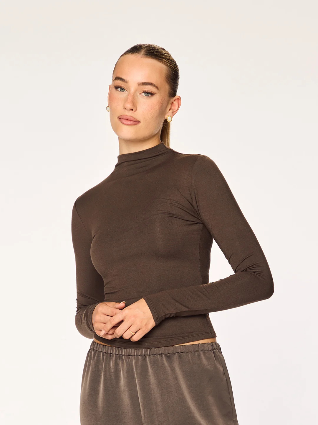 CORE - Turtleneck Longsleeve \u2022 Dark Brown | Ninety-9