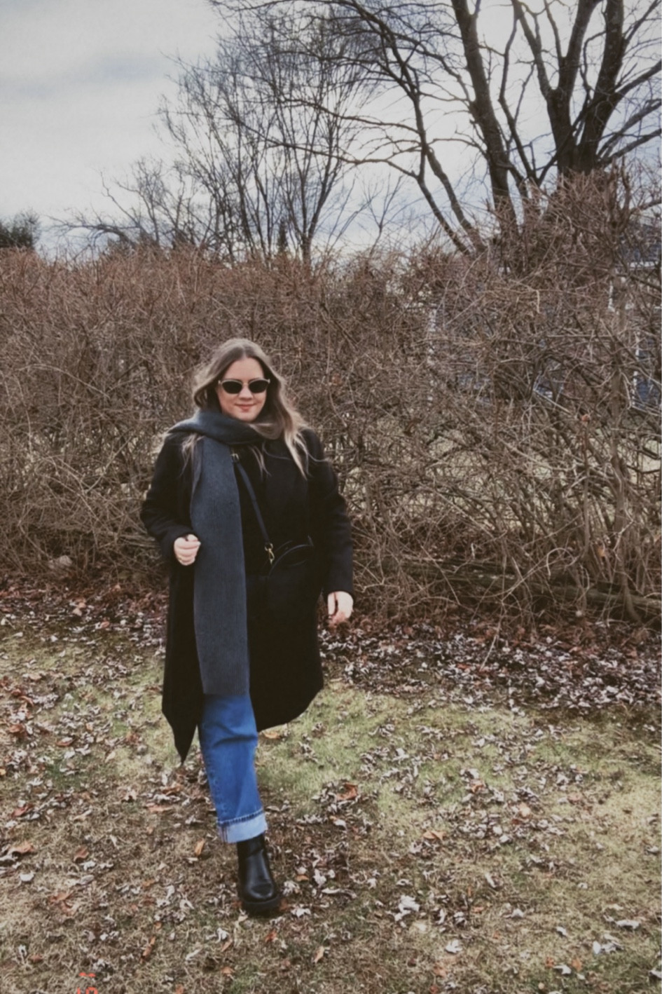 Jeans - i sized up 2 sizes to ensure a slouchy fit! 

If you’re taller than 5’4 these will be ankle length - shorter like me theyre full length 

Coat - tts

Shoes- tts  

Amazon coat
Black coat
Levis
Chelsea boots
winter outfit ideas
Loewe sunglasses


#LTKSeasonal #LTKFindsUnder100 #LTKStyleTip