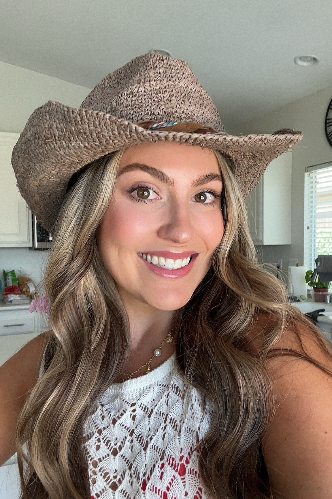 The perfect summer coastal cowboy hat!🤠 loving this for pool days right now 


Cowboy hat 
Summer hat 
Beach hat 
Straw hat 
Packable hat 

#LTKTravel #LTKSummerSales #LTKSwim
