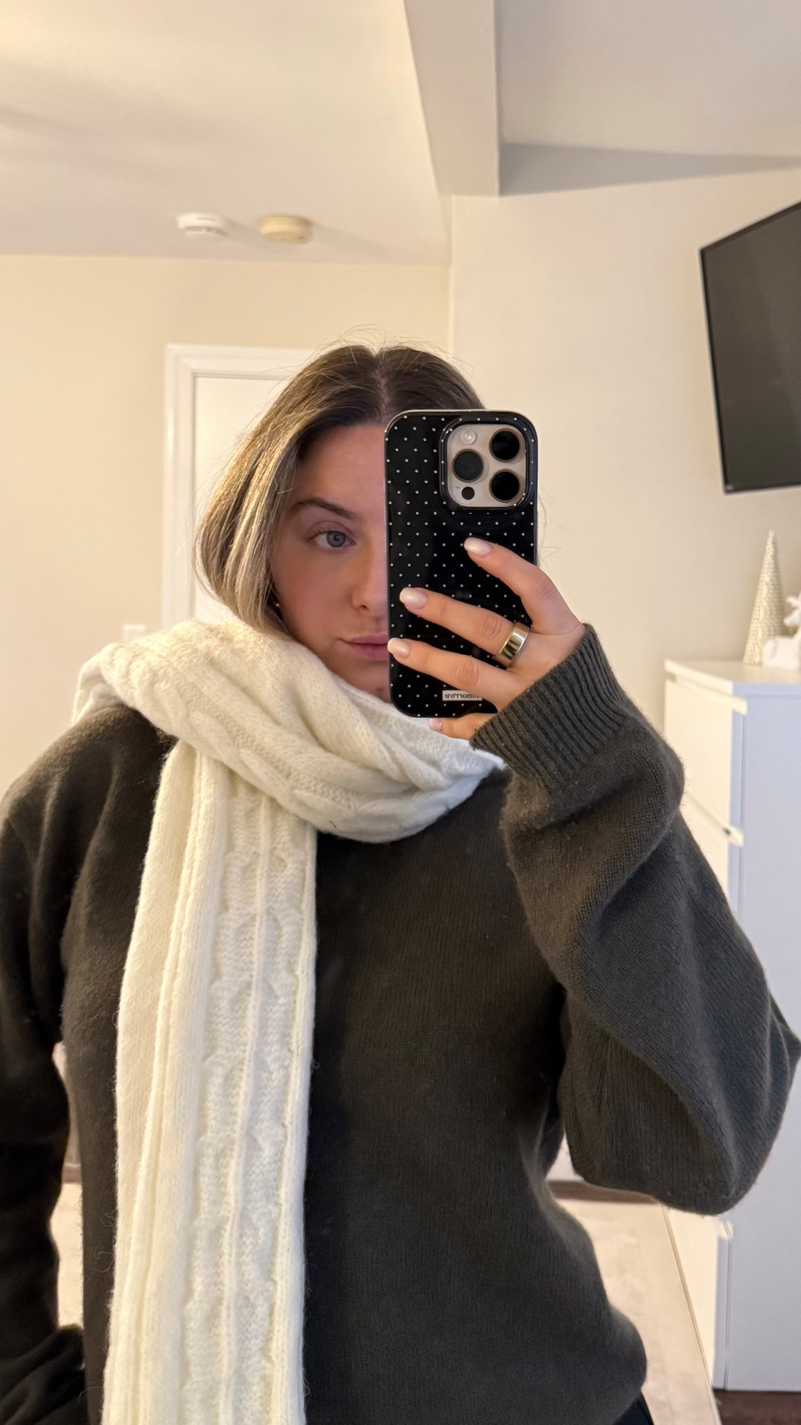 Scarfs & cashmere as soon as it gets cold out

#LTKSeasonal #LTKHoliday #LTKootd