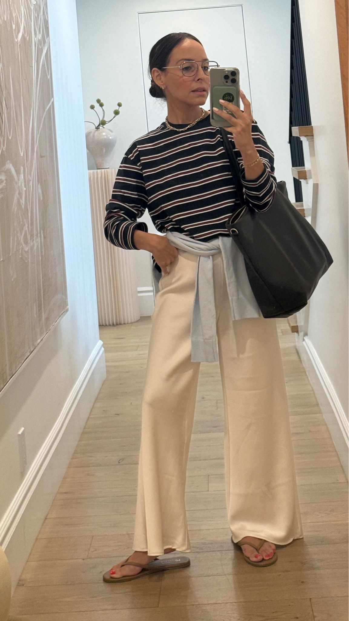 You don’t need sweatpants! Upgrade to a silk pant and you have something 10x chicer (& comfier)🤍 I love this pair from @Dynamite Clothing

#LTKootd #LTKmomlife #LTKPetite