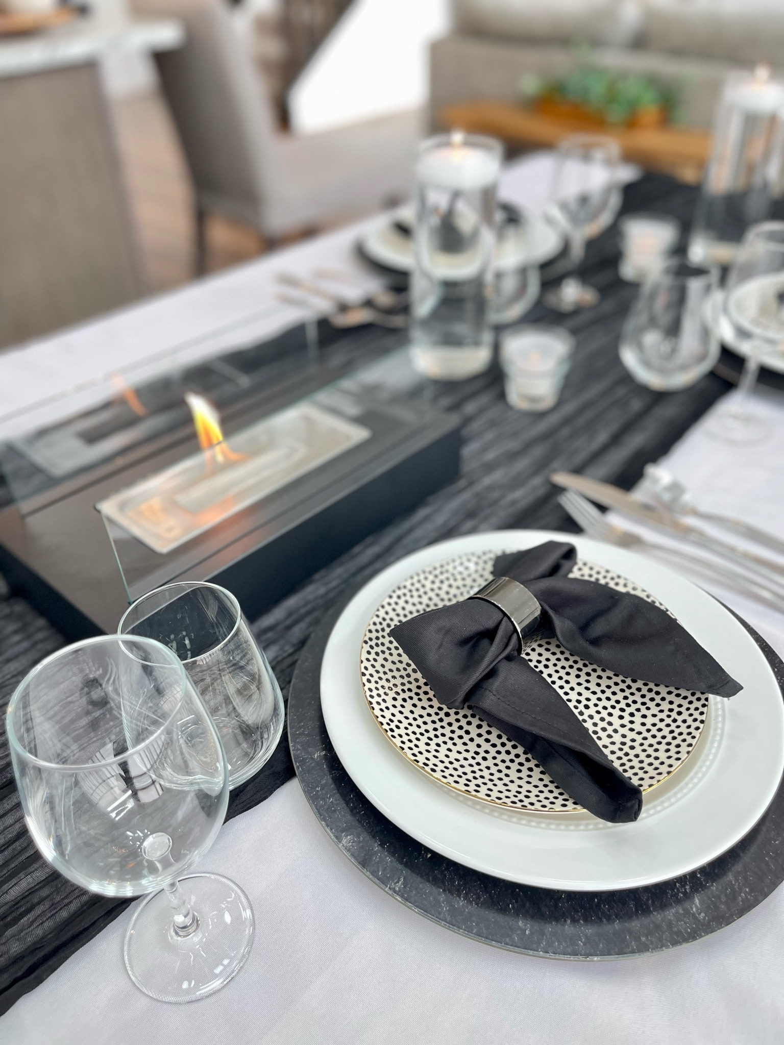 Table decor details linked! 

#LTKhome #LTKparties #LTKwedding