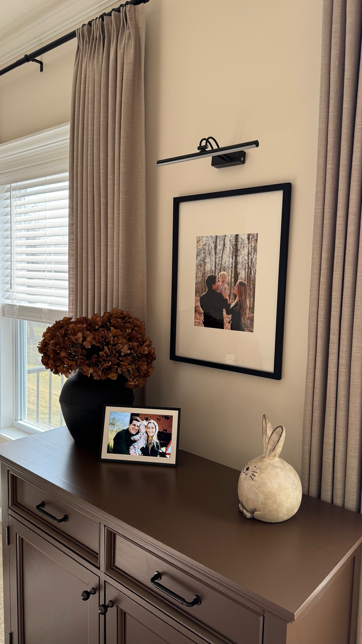 Our Aura Frame does not disappoint 🥰 I love that it rotates through our favorite photos!

This is the 10.1” Carver Mat frame in the color Gravel #AuraPartner

#LTKFamily #LTKHome