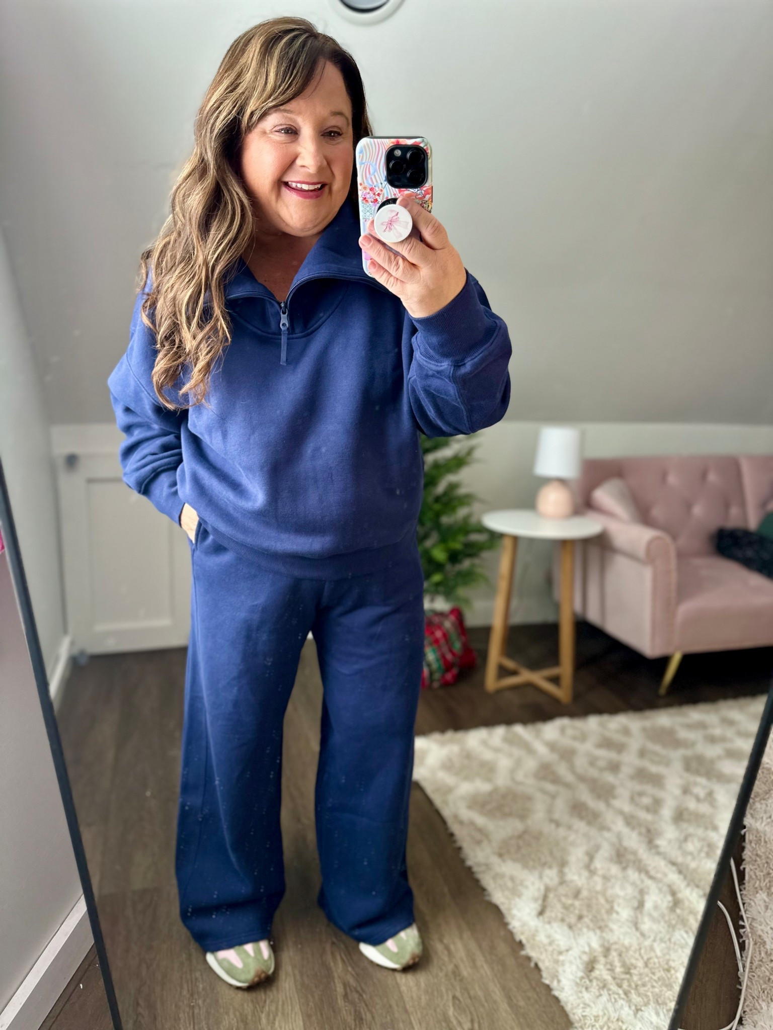 Absolutely adore this set! 😍 Love that these pants are available in "short". I do recommend sizing down in both. 