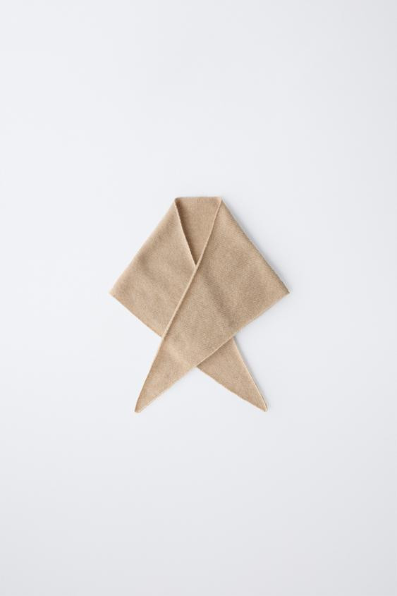 CASHMERE TRIANGULAR SCARF | Zara UK