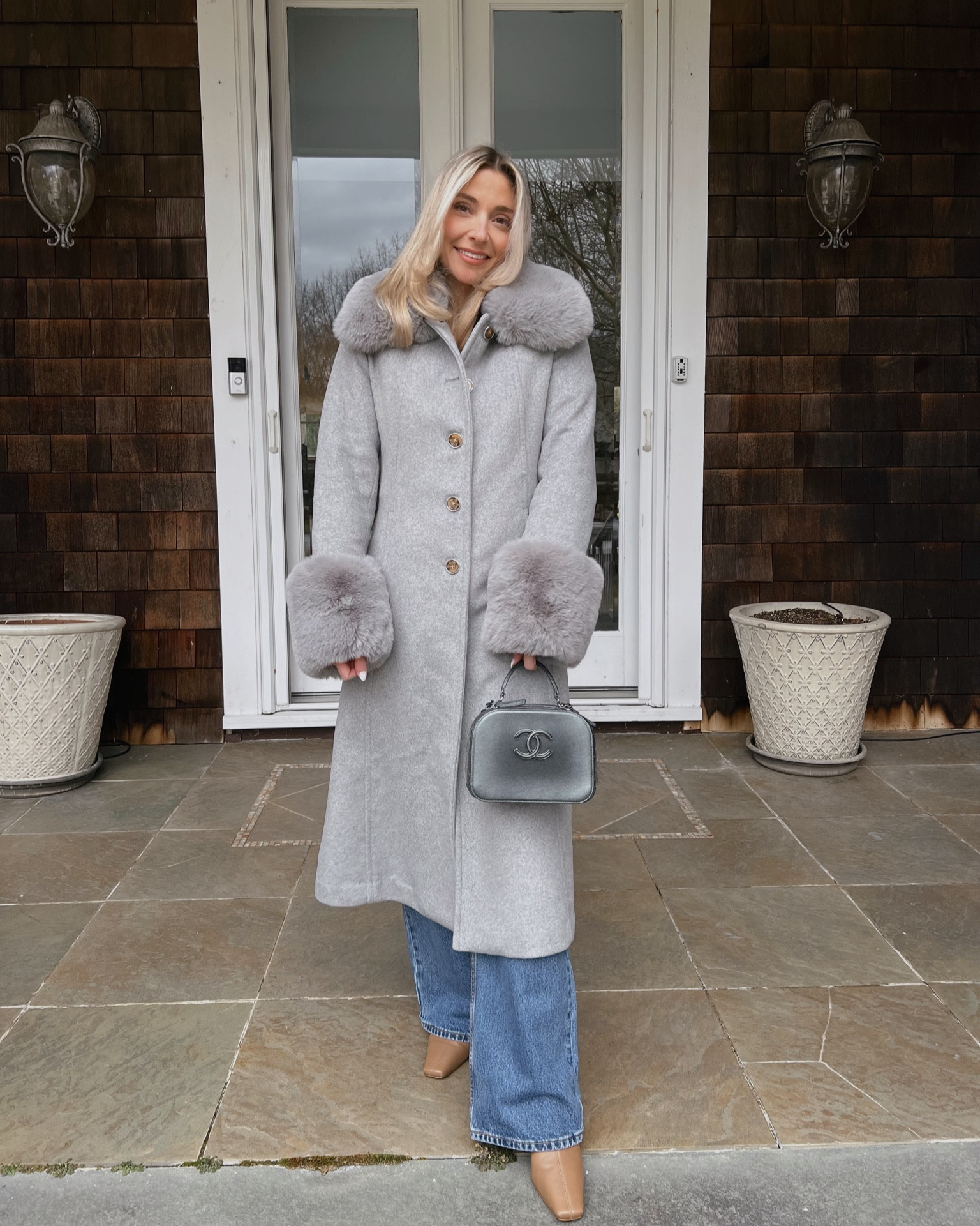 obsessed with the fact that the fur is detachable! 

#LTKStyleTip #LTKSeasonal #LTKWorkwear