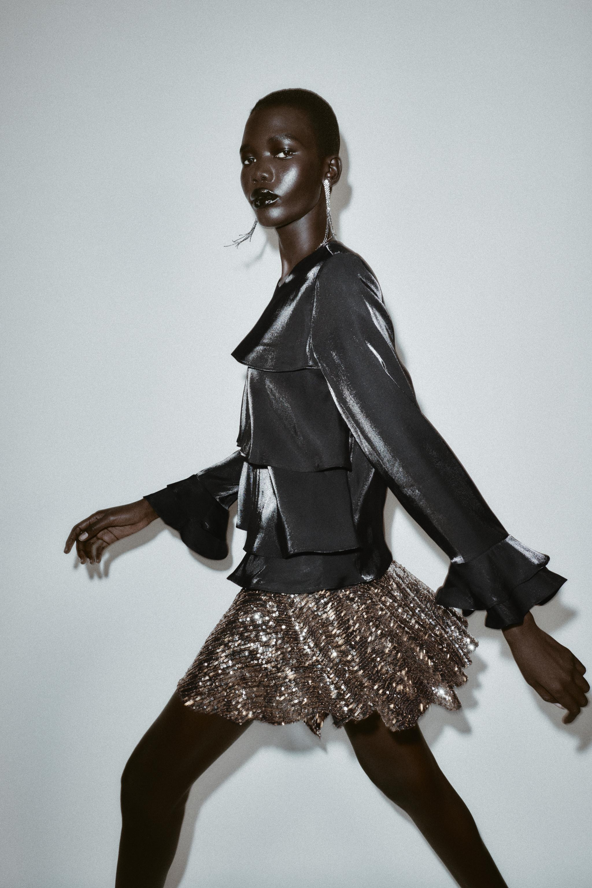 ASYMMETRIC SEQUIN SKORT | Zara US