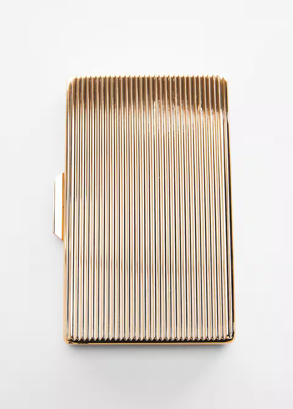 Search: Gold clutch (2) | Mango United Kingdom | MANGO (UK)