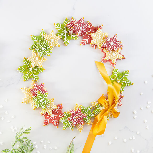 Holiday Cookie Wreath Baking Kit | UncommonGoods