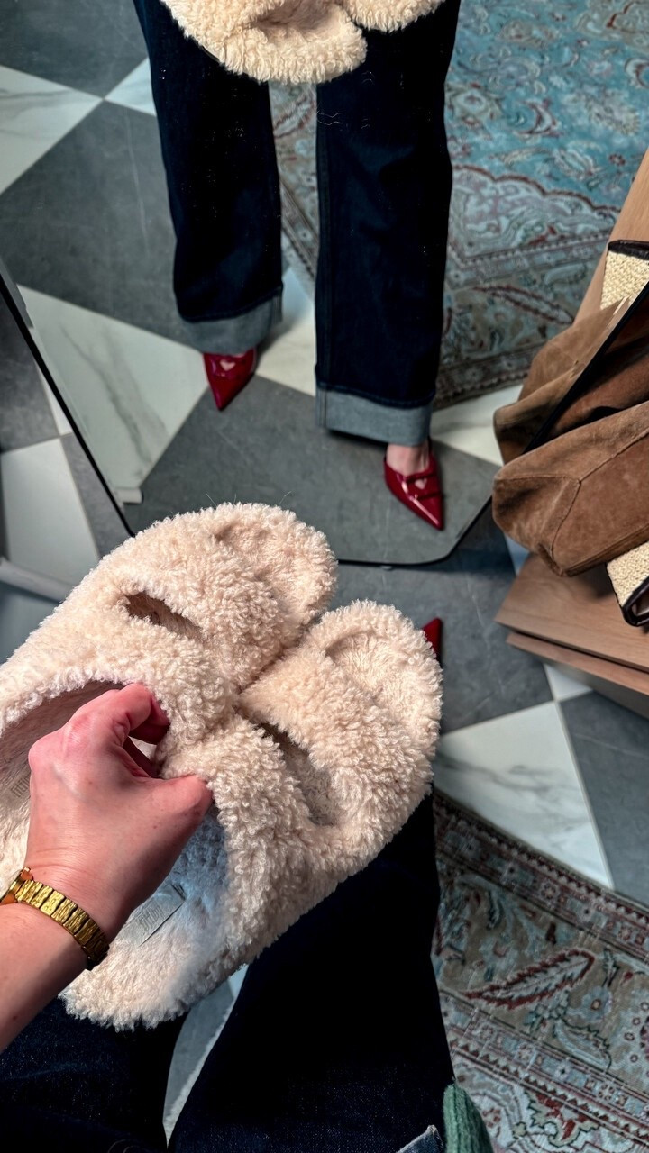 One of my new favorite finds! These slides are so comfy and so cute!

#LTKGiftGuide #LTKSeasonal #LTKHoliday