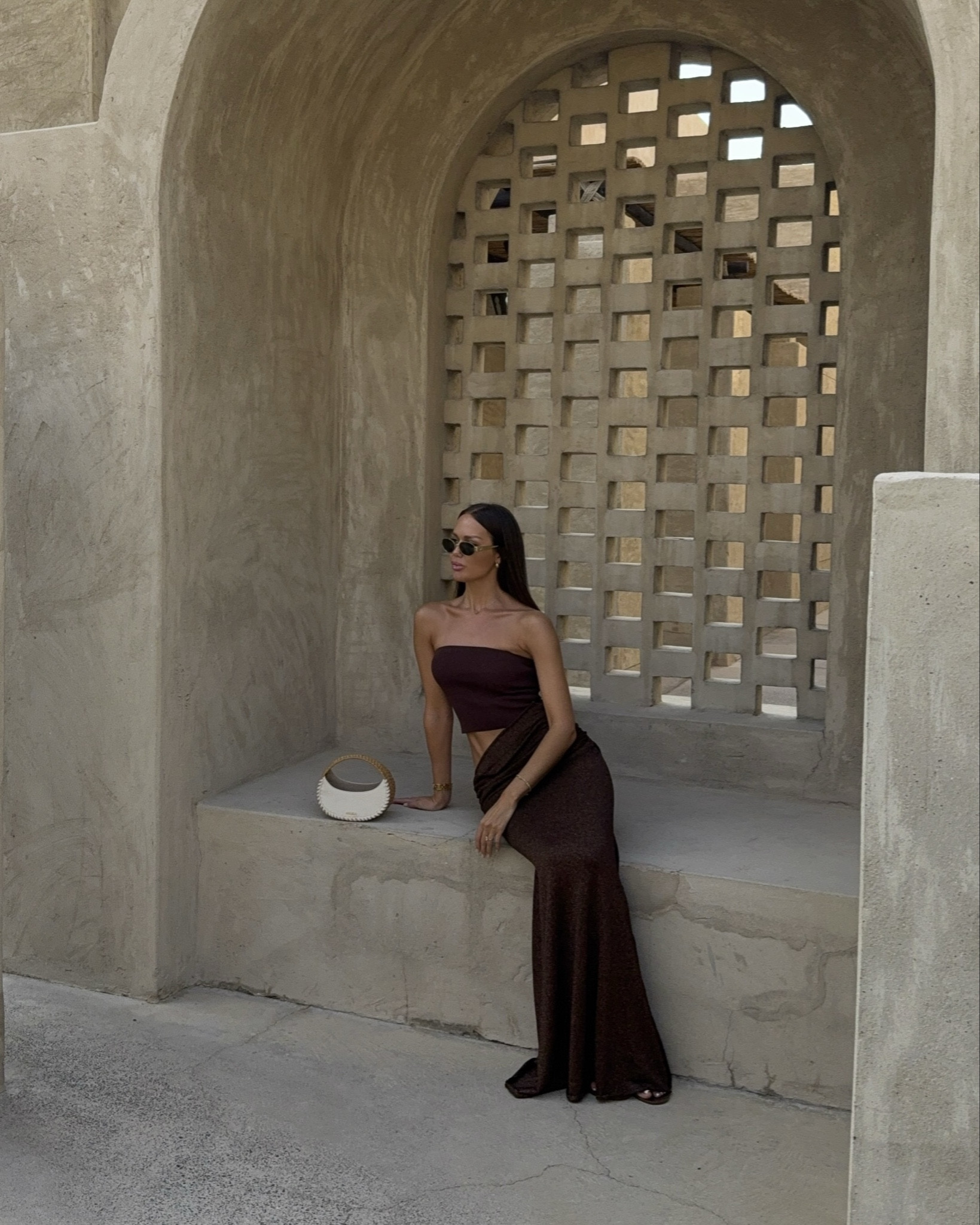 Some chocolate and some sparkle 🤎🐪

Meshki, maxi dress, chocolate brown, party season, festive looks, cult Gaia, winter sun, vacation, dubai style

#LTKdresses #LTKstyletip #LTKpartywear