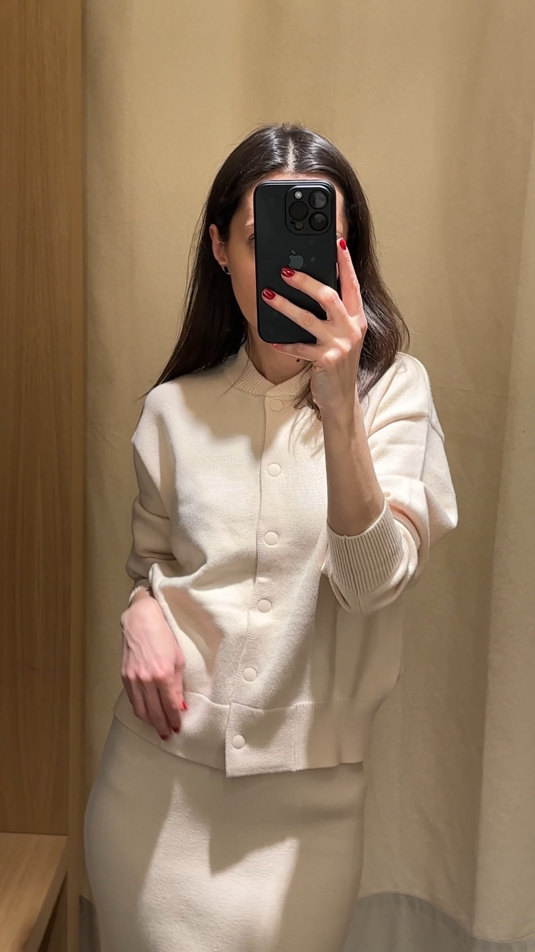 Mango latest arrivals which I do love: creamy white cardigan & skirt, and stylish flare jeans & heeled boots. 

#LTKsalealert #LTKstyletip #LTKVideo