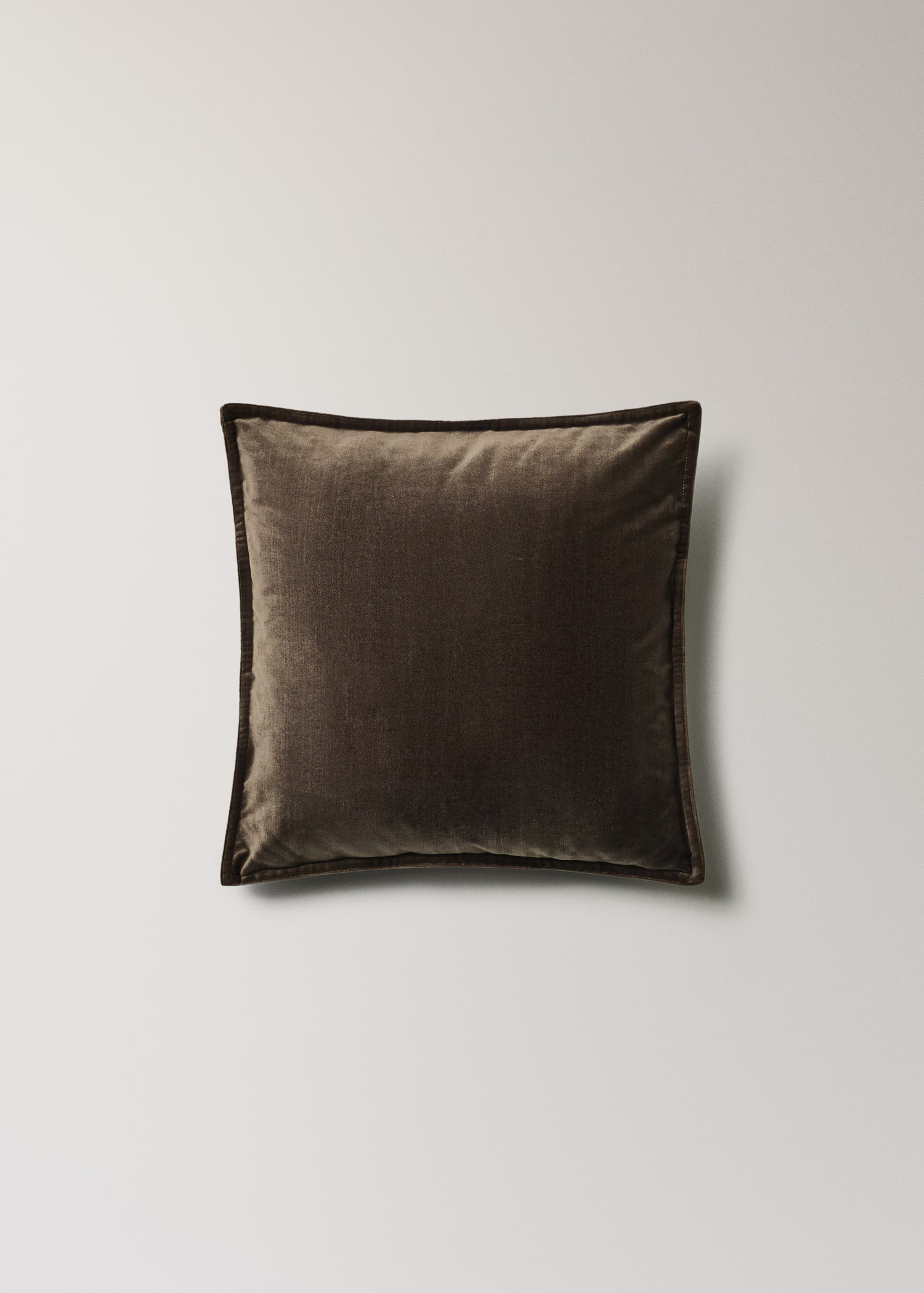 Cushion case primula - Home | MANGO USA | Mango (US/MX/AU)