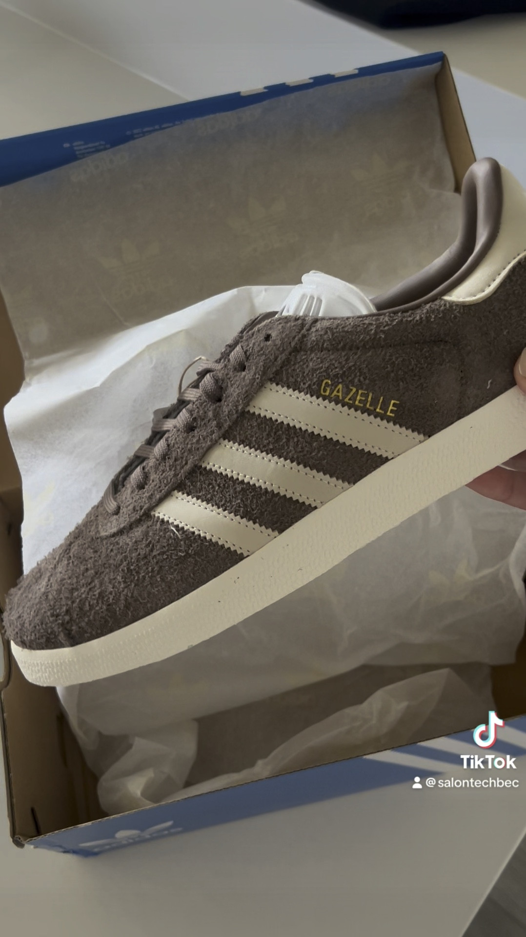 The perfect 👟 for fall from the Nordstrom anniversary sale 🤎

#adidas #nsale #fall 

#LTKxNSale #LTKFindsUnder100 #LTKShoeCrush