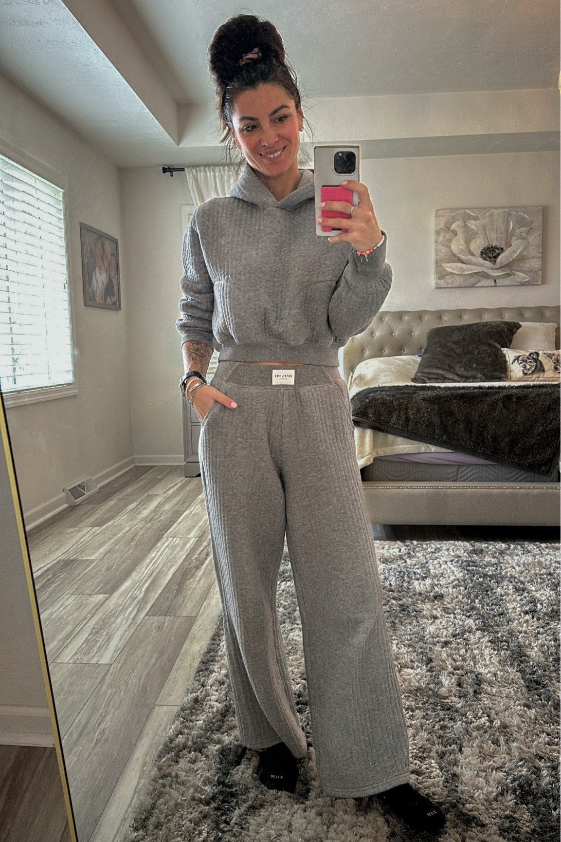 OFFLINE by Aerie cropped hoodie and pants (the softest)

#LTKTravel #LTKActive #LTKFitness