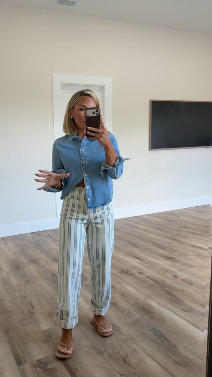 Size xxs in yellow dress! A lot of things are up to 40% off on sale 

#LTKdayinmylife #LTKgrwm #LTKootd