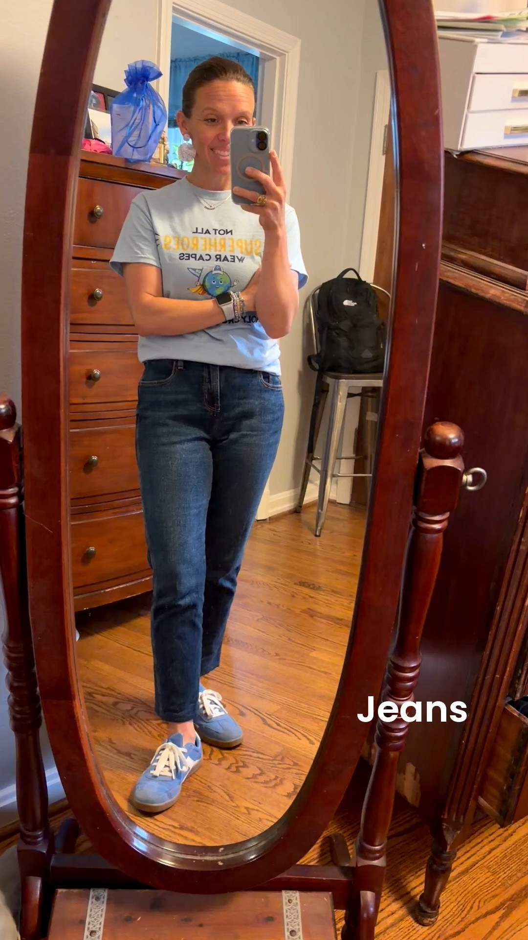 Vintage slim fit flare jeans - I really like the fit of these, not too tight at the ankle or on the leg, not too baggy but not the skinny fit either. 


#vlog #oldnavy #jeans #under25 #salefinds #slimfitjeans