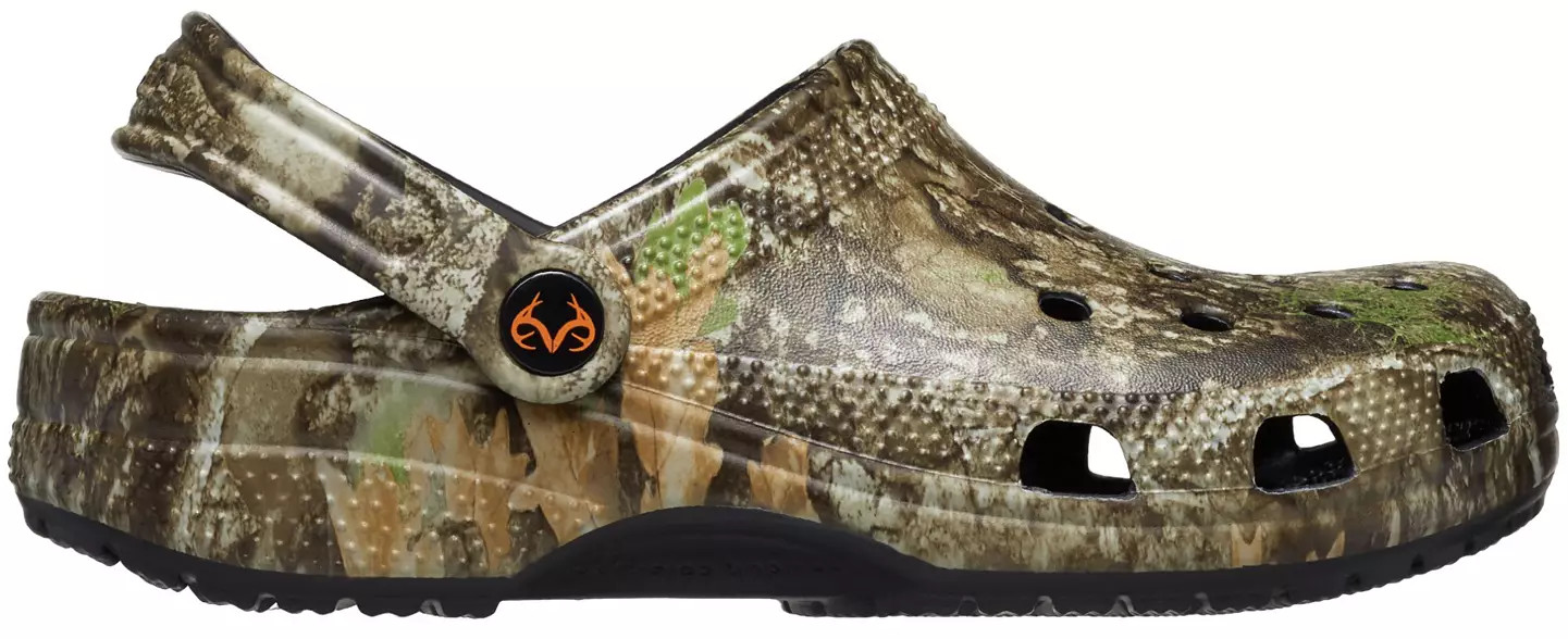Crocs Classic Realtree APX Clogs | DICK'S Sporting Goods