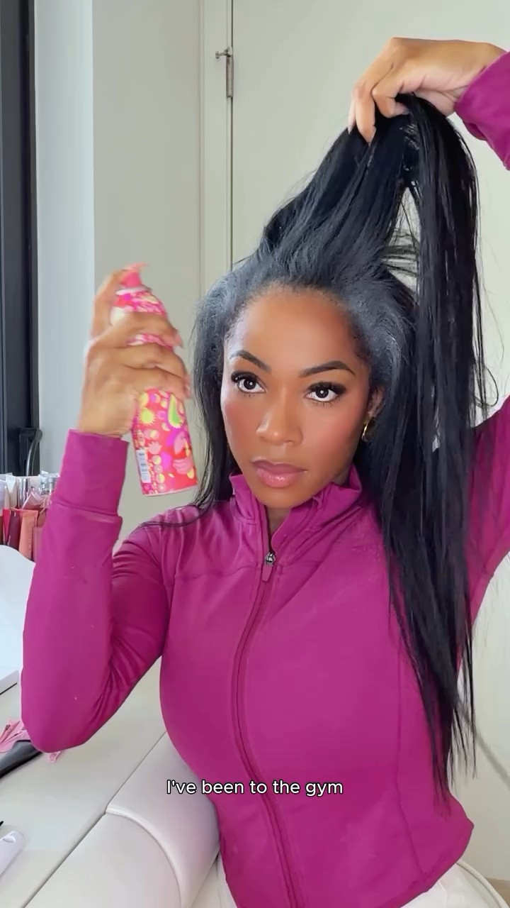 Calling all gym girlies trying to maintain their silk presses 📢

@amika x Ellis Brooklyn Guava Granita perk up dry shampoo is my new FAVE because it’s a dry shampoo AND hair perfume in ONE.

And as The Finance Baddie®, I love anything that gives me TWO benefits for the price of ONE. Grab yours at @sephora or loveamika.com 🌺

Say HAIR for yours🧡💖

#amikapartner #silkpress #naturalhaircare #dryshampoo #hairperfume