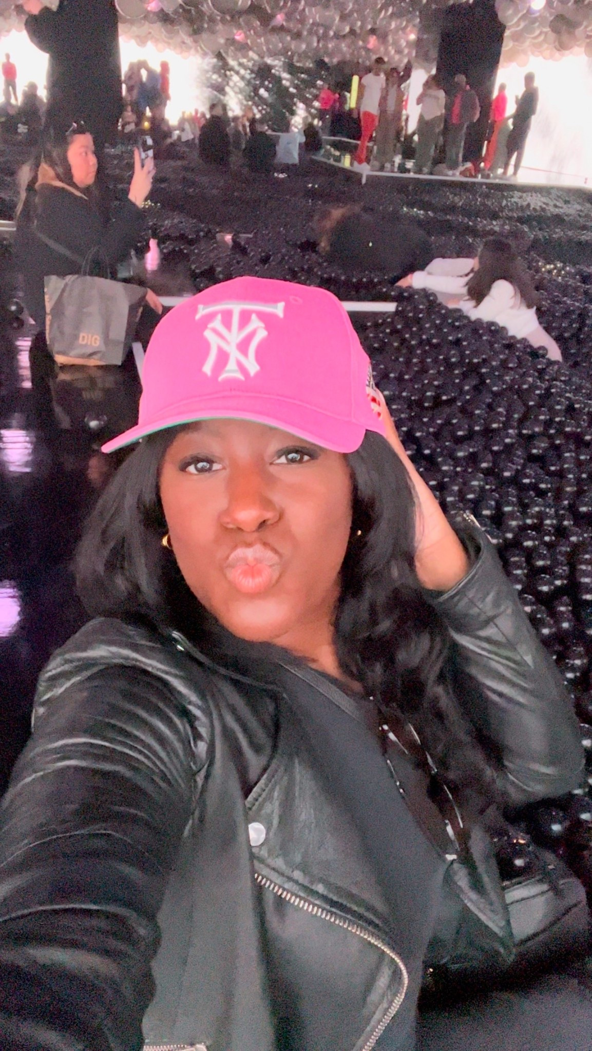 Fall Outfit with a pop of Pink

I got this cap from the brand TIER NYC, but linked some similar items below. Also, can’t go wrong with a leather jacket.

Leather jacket // jacket // fall fashion // fall outfit // hat // cap // fitted // SnapBack // headwear // accessories // gift 

#LTKootd #LTKGiftGuide #LTKgrwm