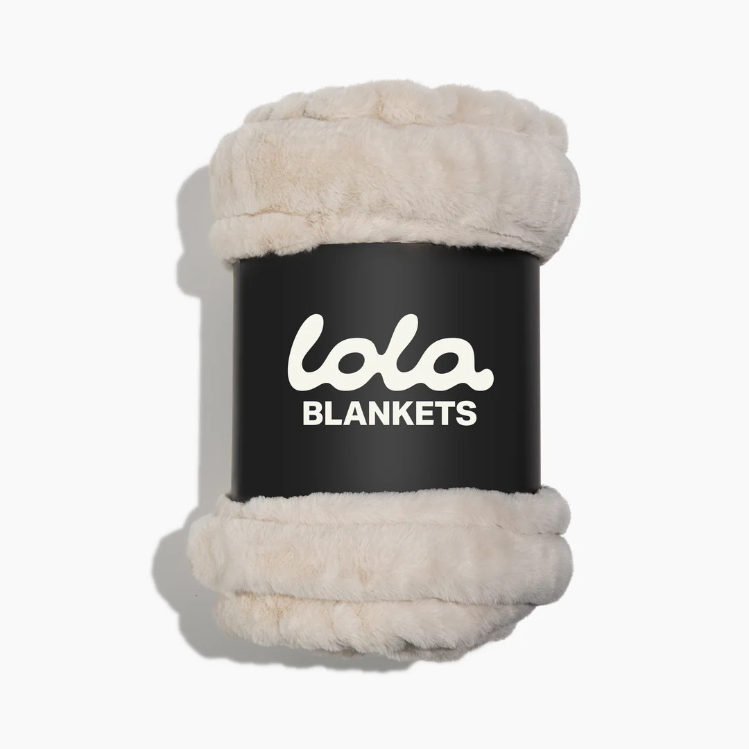 Antique Ivory | Lola Blankets