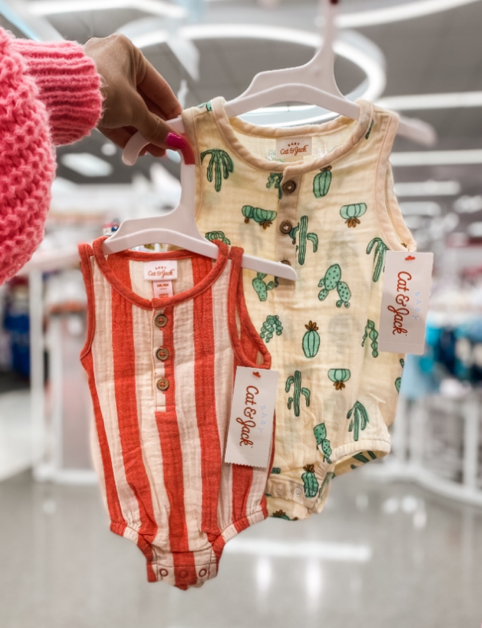 Baby romper 

#LTKstyletip #LTKSeasonal #LTKbaby