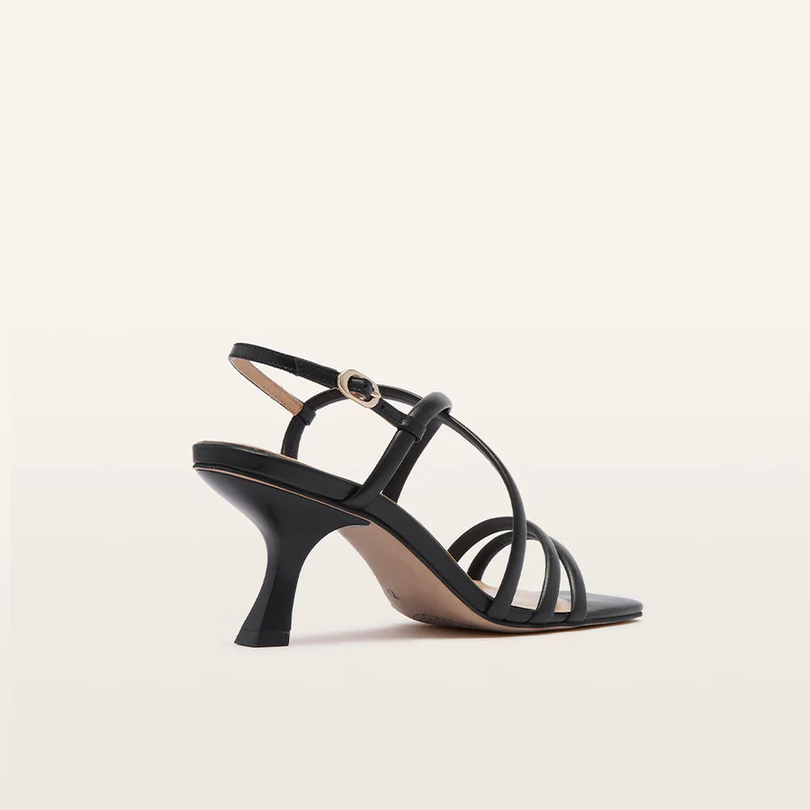 Giselle Black | FRANKIE4