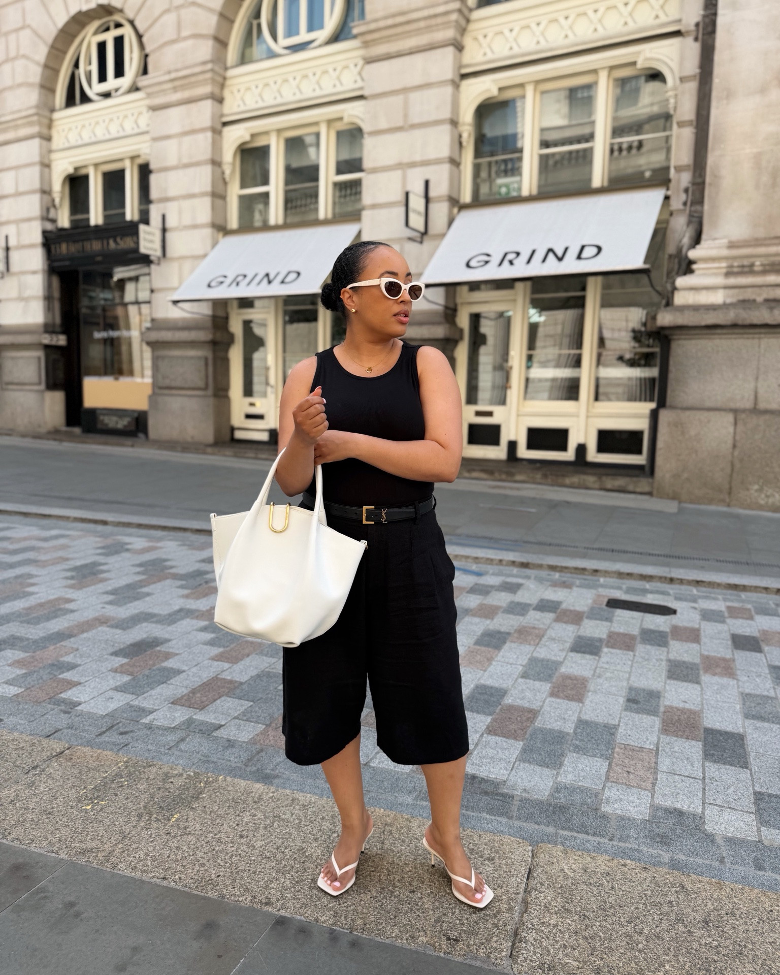 The perfect summer in the city look! These linen shorts are sooo comfy, a good thickness so they’re not flimsy and see through but are so good in heat too. I’m wearing a petite UK14 and they fit true to size

#LTKuk #LTKsummer #LTKmidsize