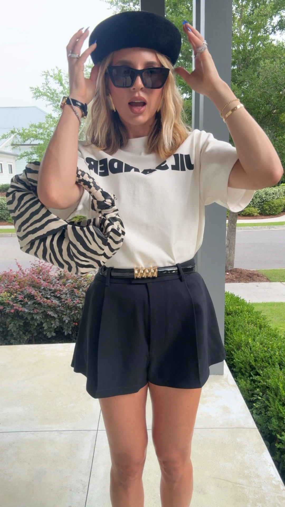 Wearing a small in everything 

#LTKStyleTip #LTKParties #LTKOver40