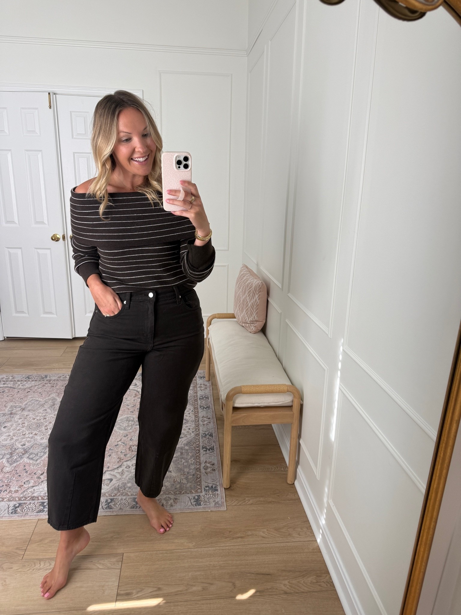 Casual fall outfit! Med top and size 10 jeans

#LTKSeasonal #LTKMidsize