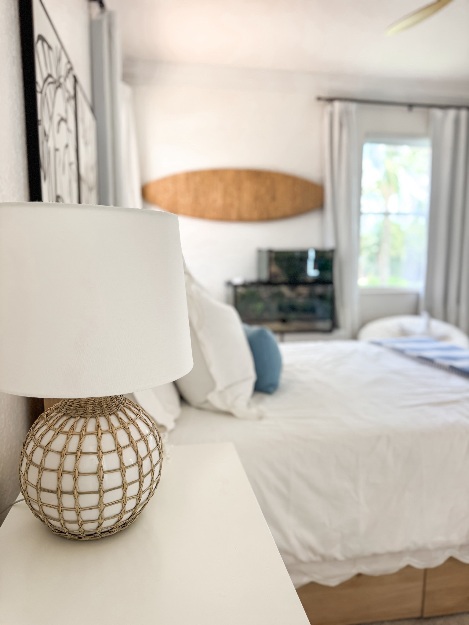 This room looks good from every angle 🤩🤩 #homedecor #potterybarnteen #coastaldecor #roommakeover #loveshackfancy

#LTKStyleTip #LTKHome