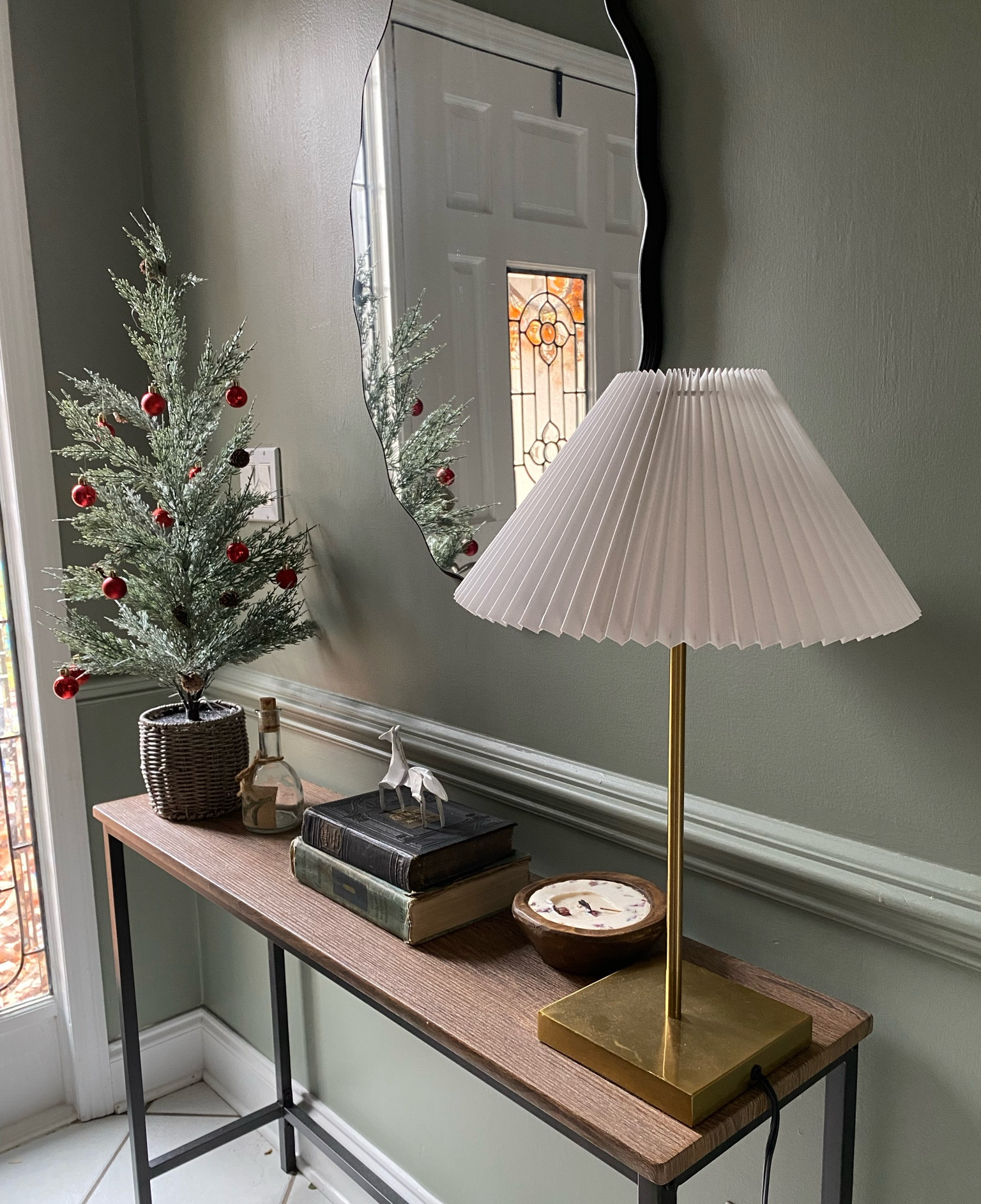 Wayfair always has really good Black Friday/cyber Monday sales 

#LTKHome #LTKCyberWeek #LTKGiftGuide