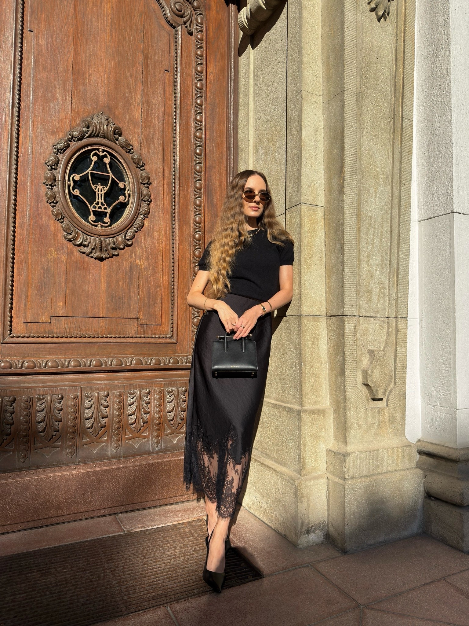 effortless summer outfit formula: cashmere tee + satin skirt with lace <3

black outfits | summer style | easy outfits

#LTKootd #LTKSeasonal