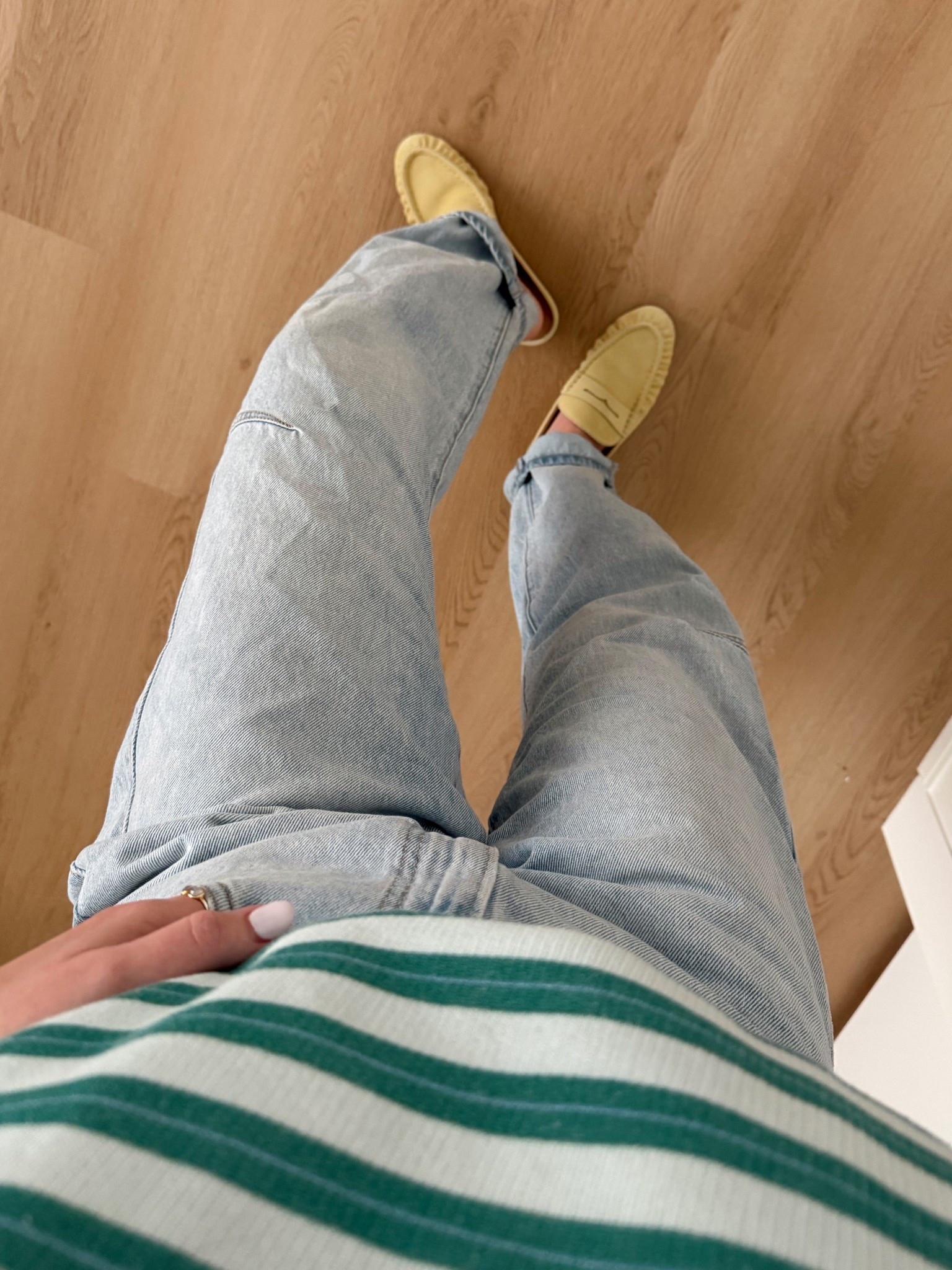 Found the viral yellow mules in stock! They are SO comfy and perfect for spring and summer (especially in the classroom)

@stevemadden-us mules, yellow shoes, spring style 