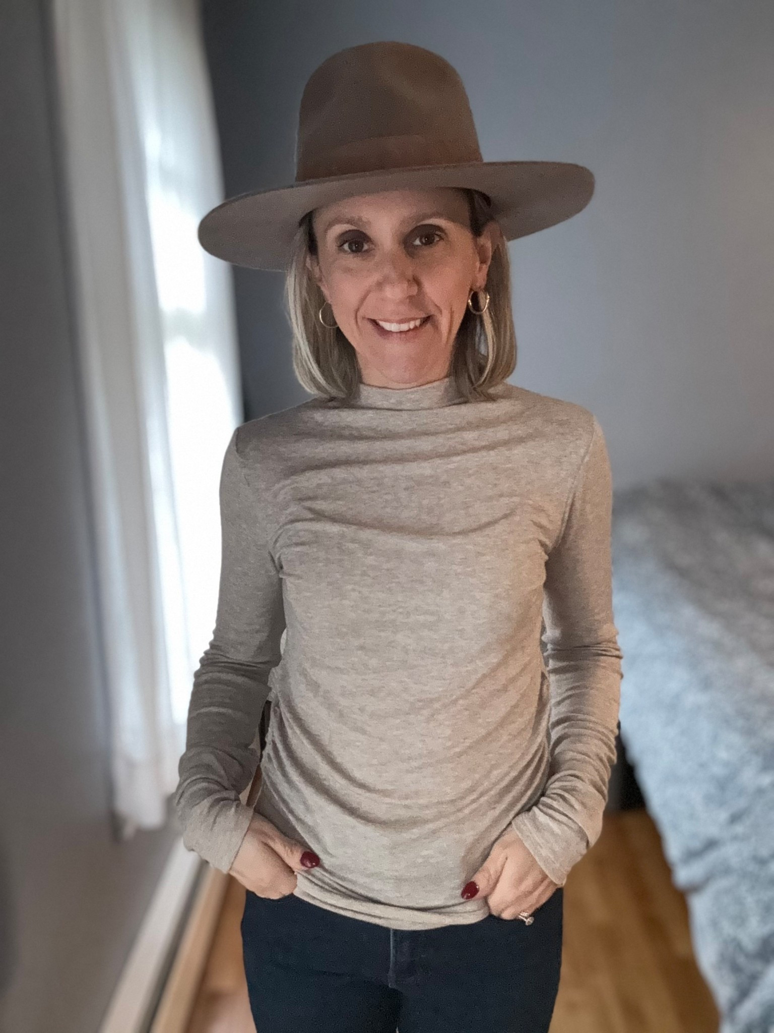 The softest mock neck top- and it's under $30 👌🏻

#LTKgrwm #LTKFindsUnder50 #LTKootd