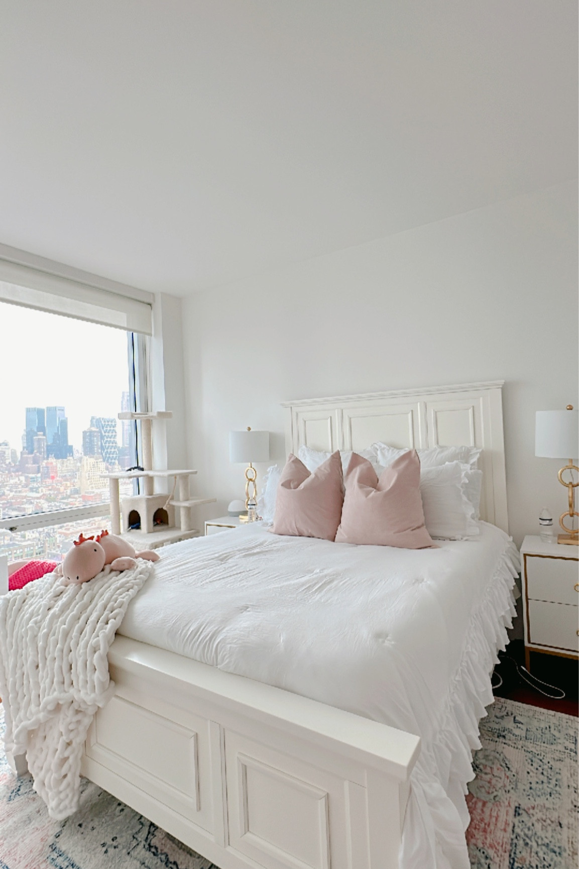 White and pink bedroom furniture💕💕

#LTKhome